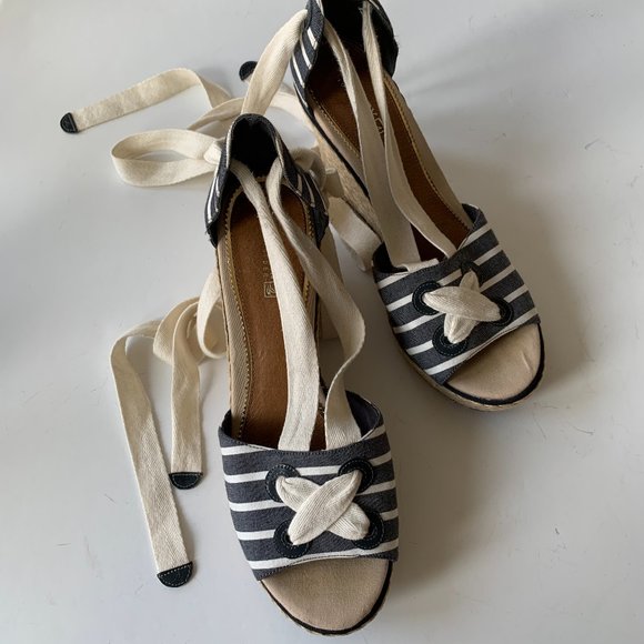 SPERRY Top-Sider Classic Ankle Tied Wedge Sandal Sz 10M - Picture 1 of 11